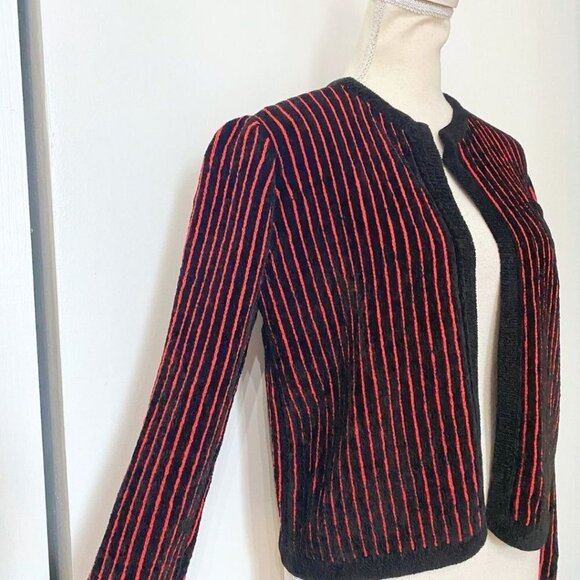 ST JOHN BY MARIE GRAY BLACK RED STRIPED CHENILLE KNIT CARDIGAN - Picture 4 of 9